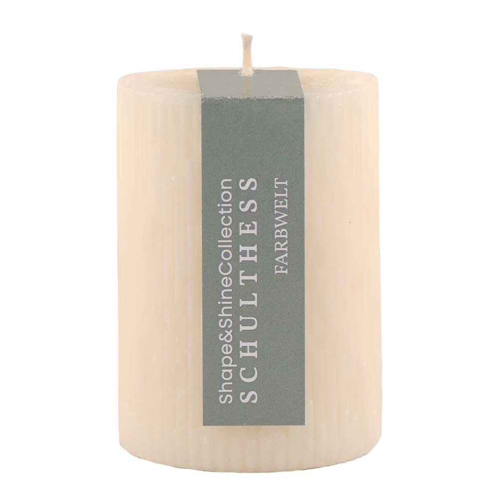 Shape & Shine Rillenkerze in der Farbe "Chamois" von Schulthess Kerzen