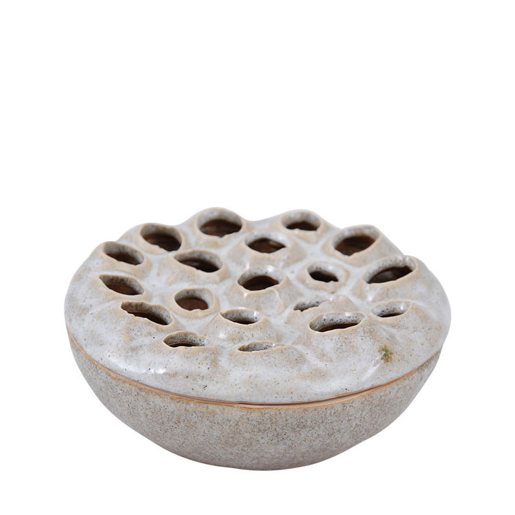 Trypo Coral weiss large - Blumenvase aus Keramik - von Miljögarden