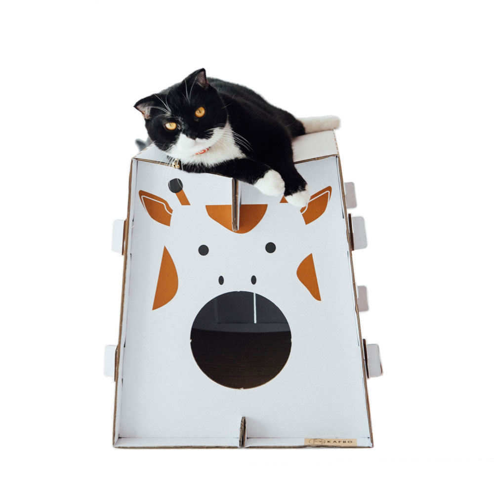 Safari Katzenhaus „Giraffe“ von KAFBO – originelles Katzenhaus aus stabiler Kartonage mit Giraffenmotiv. Gemütlicher Rückzugsort und Spielhaus für Katzen mit modernem Design.