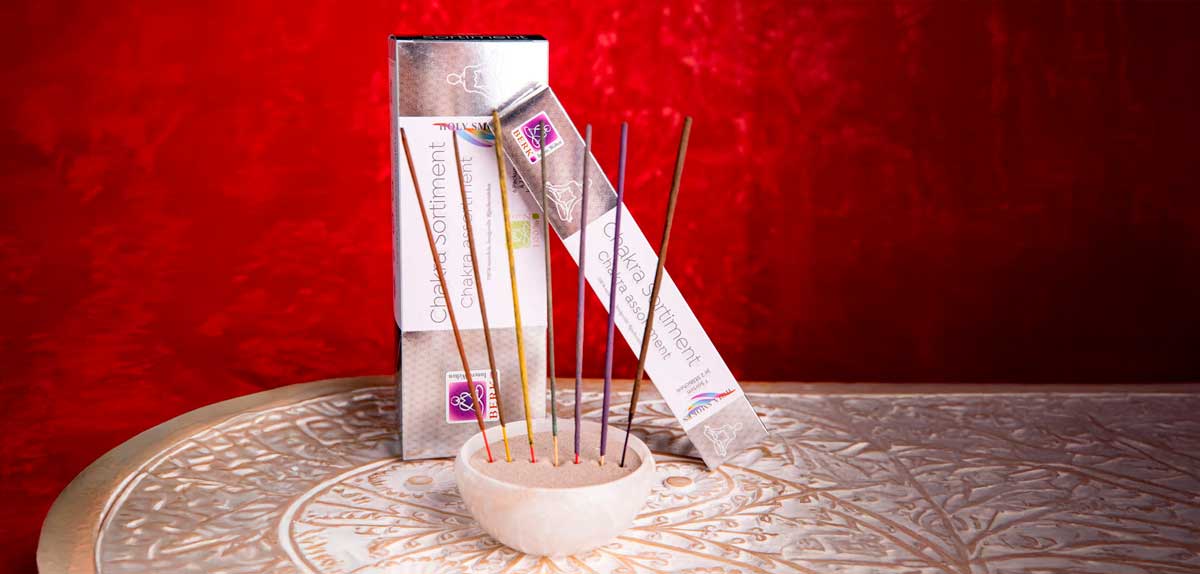 Chakra Räucherstäbchen von Berk – handgefertigte Naturdüfte in sieben Farben, fördern Balance, Energiefluss und spirituelle Ausrichtung im täglichen Ritual.